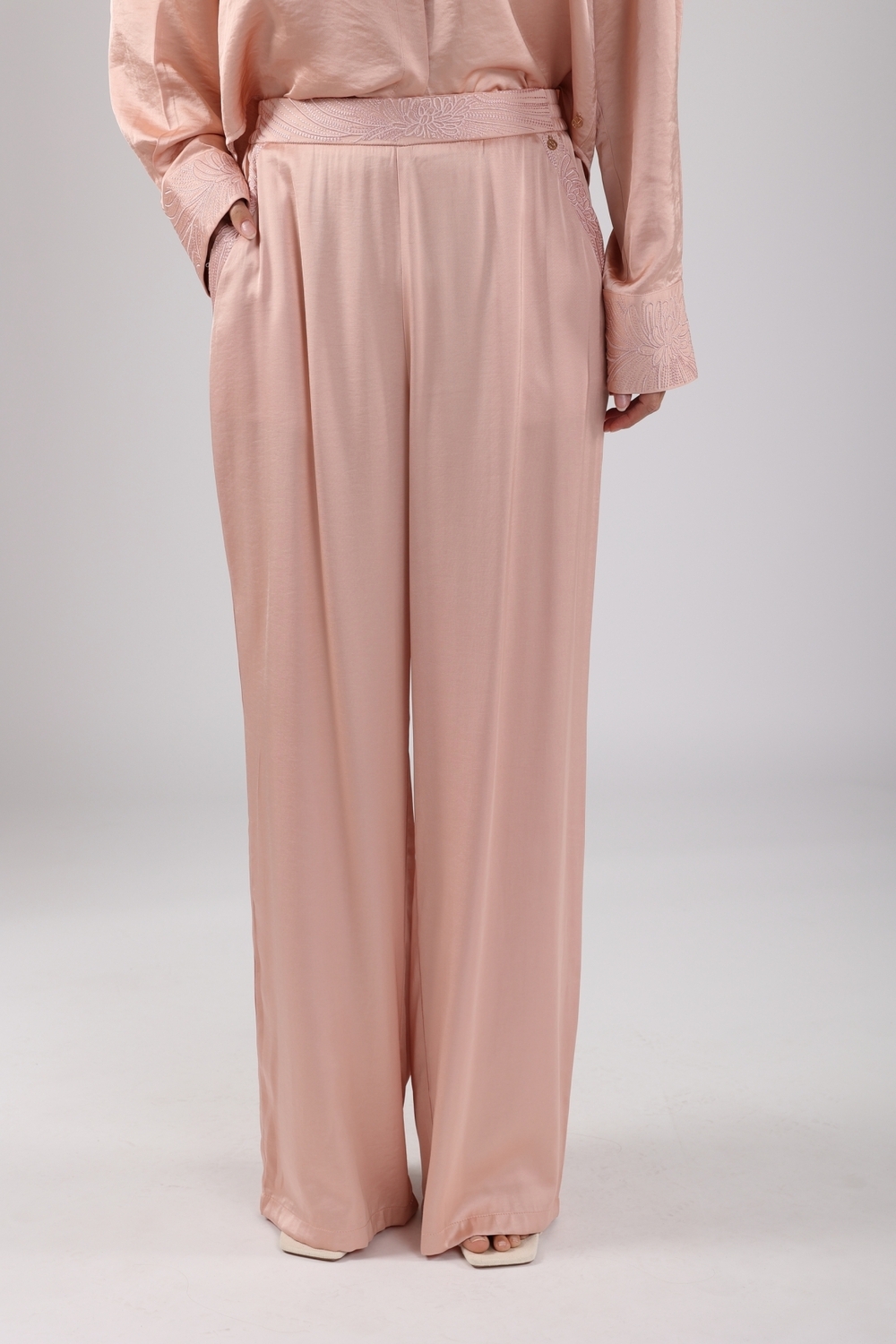 Nukus Josephine Pants Silky Broek 41 Salmon