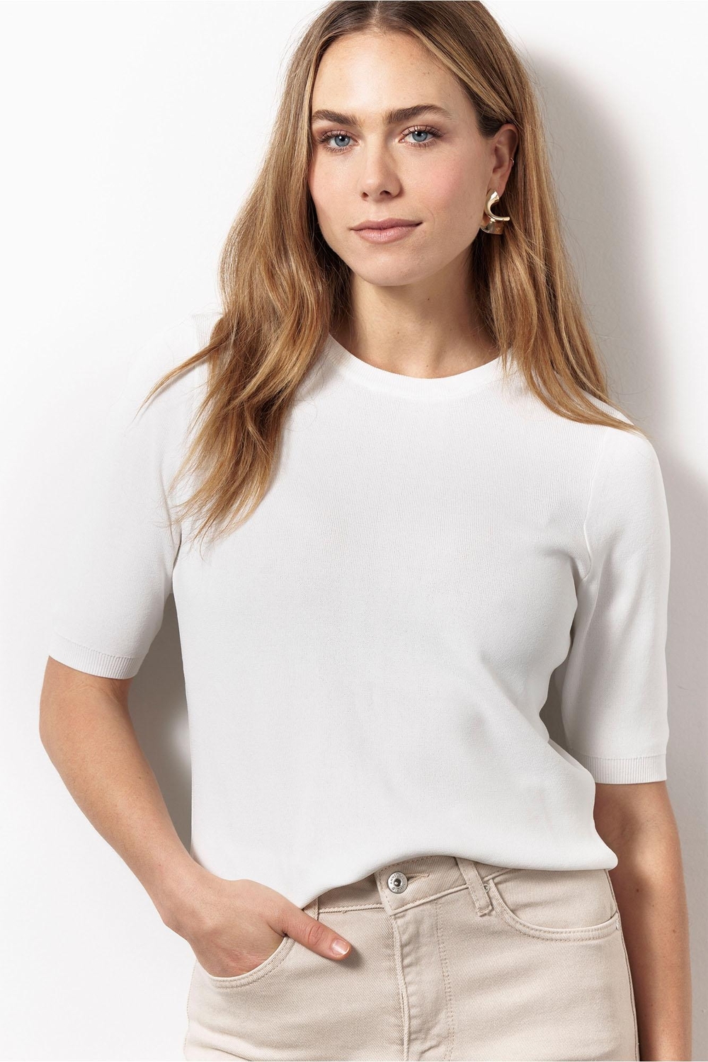 Studio Anneloes Lana Ssl Solid Pullover 91530 Trui Korte Mouw 1100 Off White