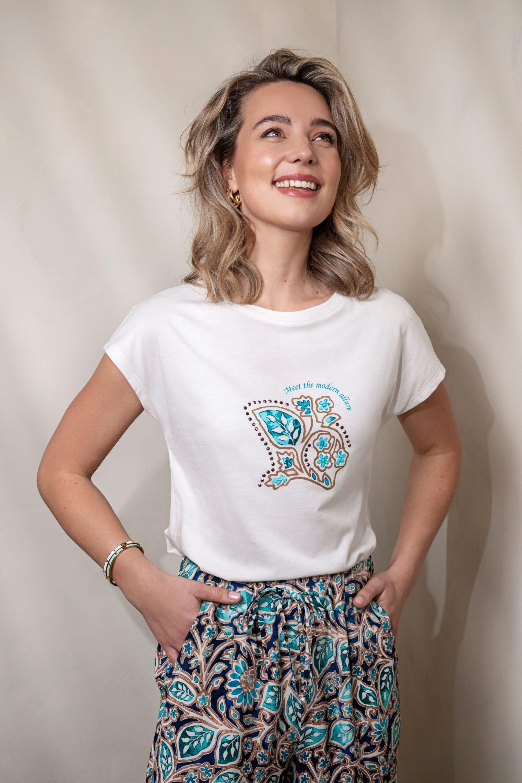 Elvira Casuals T-shirt Allure E2 25-032 T-shirt Korte Mouw 15 Off White