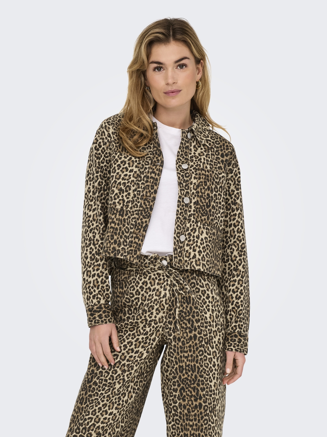 Only Onlnaomi Aop Jacket Otw Jackets Toasted Coconut Leo