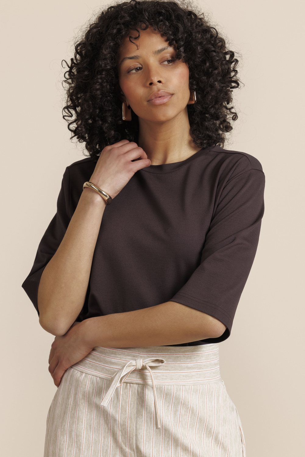 Studio Anneloes Fiore T shirt 13913 T shirt Korte Mouw 8700 Espresso