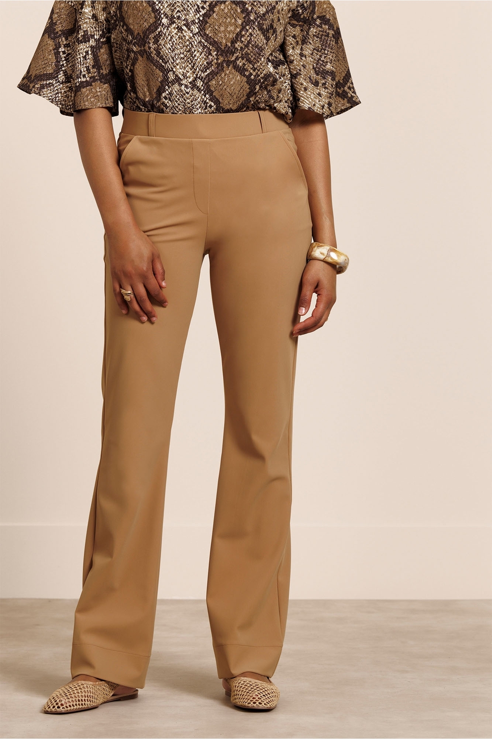 Studio Anneloes Flair Bonded Trousers 14043 Flared 8400 Camel