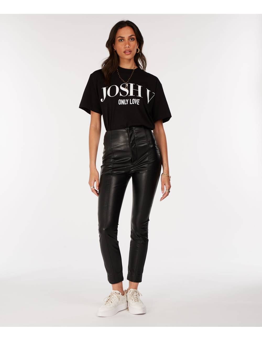 Josh V jv teddy only love jv 5000 0003 T shirt Korte mouw 300 black Expresswear