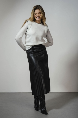 Tramontana Tramontana q33-13-201 skirt pleated pu 009000-black