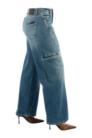 ETIQUETT ESSENTIALS ETIQUETT ESSENTIALS lola Loose fit 551 sweet thing