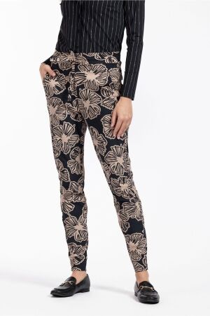 Studio Anneloes Studio Anneloes stairdown flower trousers 12451 Broek 9022 black/latte