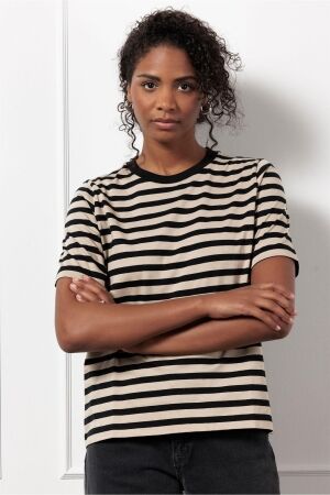 Studio Anneloes Studio Anneloes Annika rib t-shirt 12503 T-shirt Korte mouw 2290 latte/black