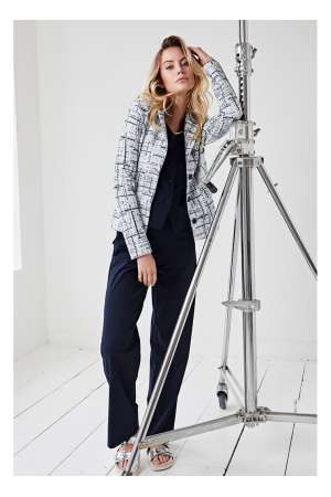 Helena Hart Helena Hart 7631 - blazer cherie kort boucle Blazers marine/wit