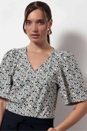 Studio Anneloes Studio Anneloes les flower top 12843 T-shirt Lange mouw 9997 multi color