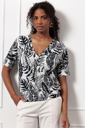 Studio Anneloes Studio Anneloes mechi 2 way leaves top 12991 T-shirt Korte mouw 1769 ecru/dark blue