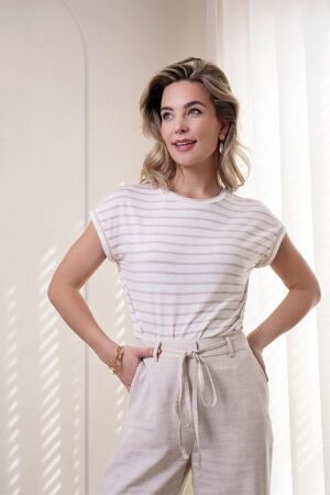 Elvira Casuals Elvira Casuals t-shirt lynn e2 25-046 T-shirt Korte mouw 1013 beige stripe