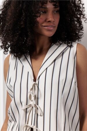 Studio Anneloes Studio Anneloes hieke stripe top 12908 Tops en Singlets 1190 off white/black