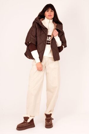 Turquoise by DAAN Turquoise by DAAN bodywarmer korte mouw d1336 Bodywarmers chocolate