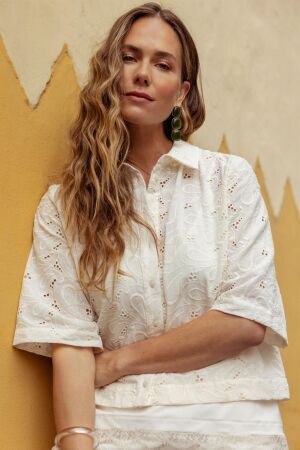 Studio Anneloes Studio Anneloes nyra broderie blouse 13870 Blouse 1700 ecru