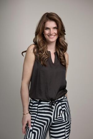 Elvira Casuals Elvira Casuals top abby e2 26-062 Tops en Singlets 894 dark brown