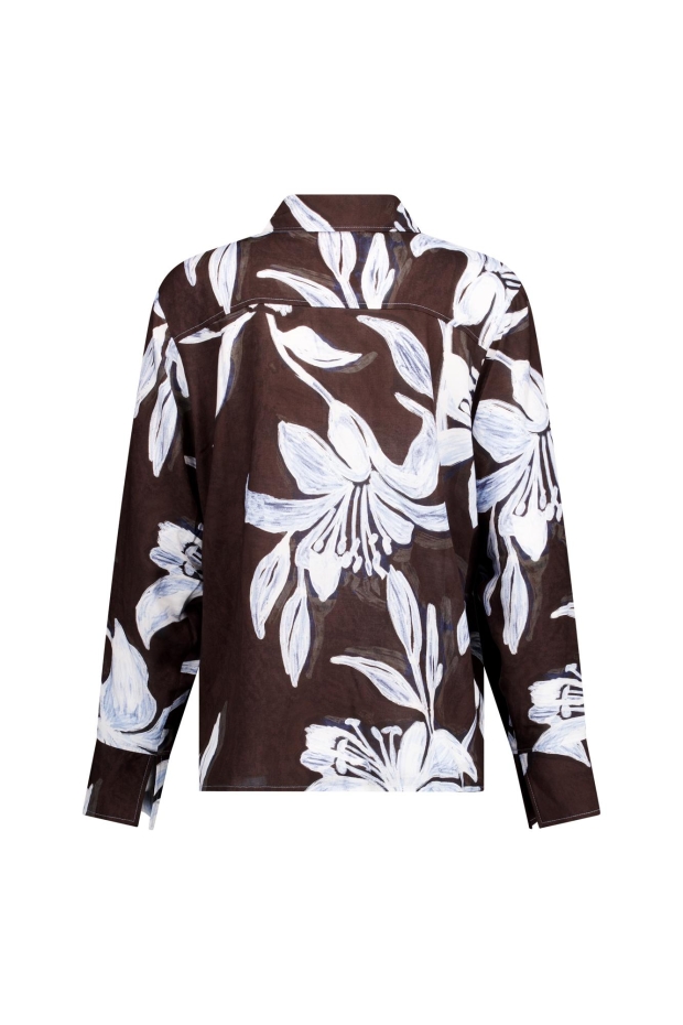 Studio Anneloes Aylin satin flower blouse 14132 6087 sky blue/espresso