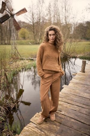 Tramontana Tramontana tailored barrel-fit trousers c40-22-102 Broek 002551-cinnamonmelange