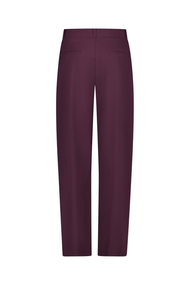 Studio Anneloes Marlis bonded barrel trousers 14209 4800 aubergine