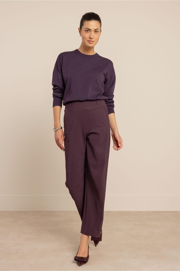 Studio Anneloes Marlis bonded barrel trousers 14209 4800 aubergine