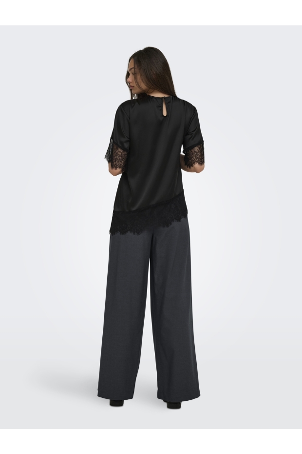 Only ONLINDONA 2/4 SATIN LACE TOP WVN 15380711 Black